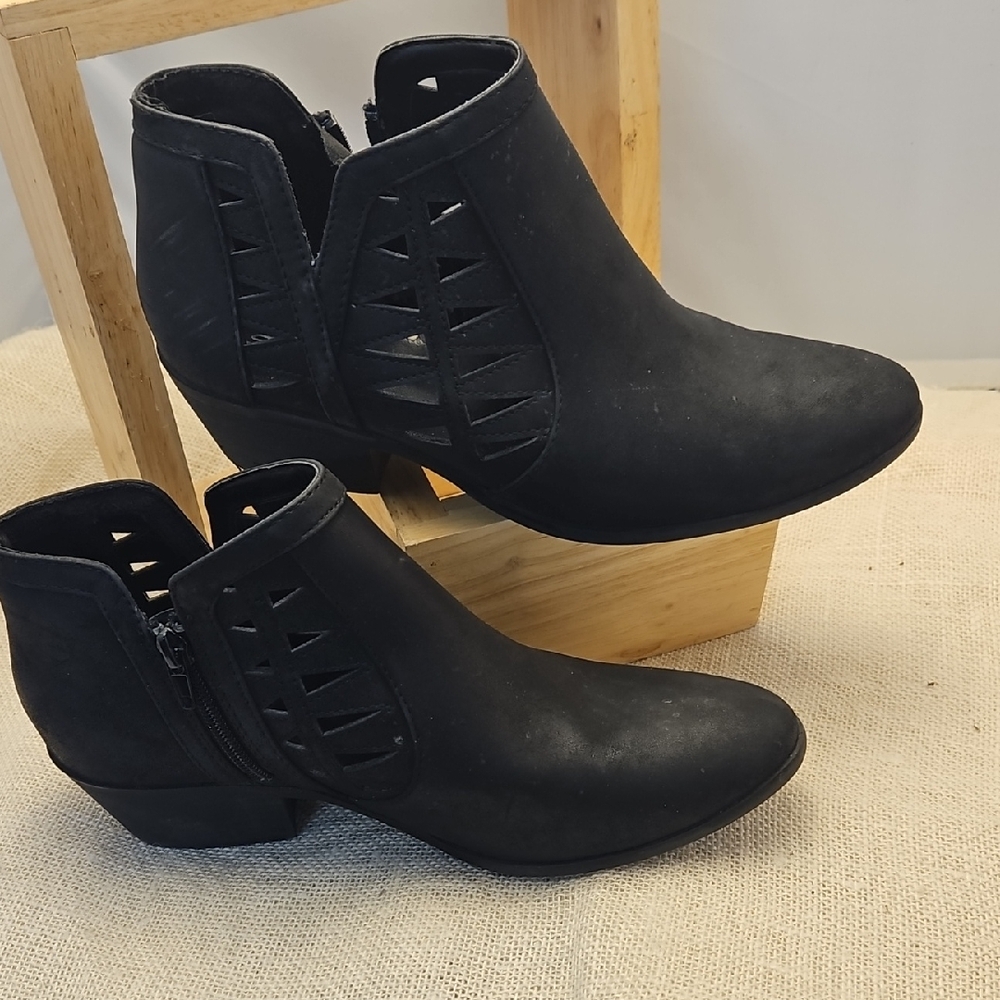 Soda Black Ankle Booties with Cutout Design